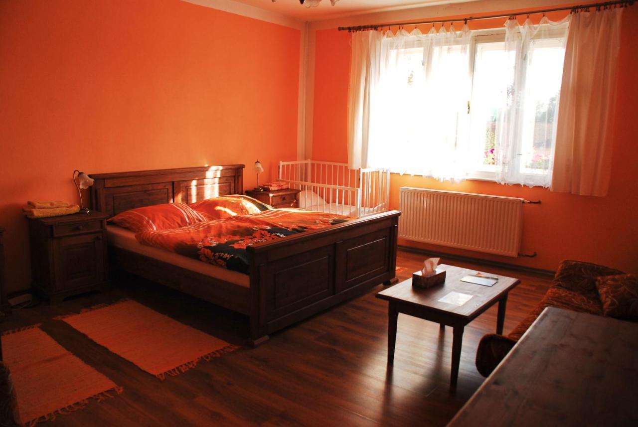 Hostinec a penzion U Rezků Jistebnice Exteriér fotografie